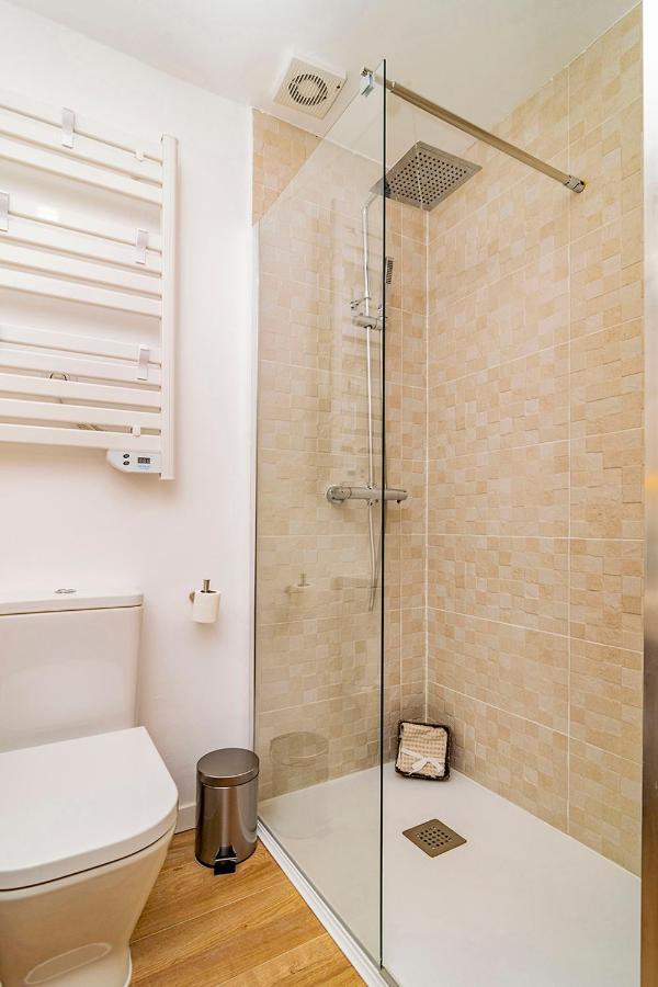 Appartamento Unbeatable Views Of Puerta Del Sol By Batuecas Madrid Esterno foto